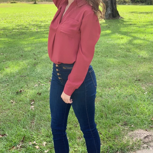 ✨LAST✨ 🥂High Waisted Dark Wash Kancan Jeans🥂 - Picture 6 of 8